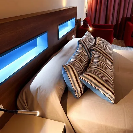 Allon Mediterrania Hotel
